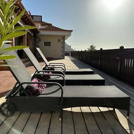 Adelfas 53 Santiago del Teide